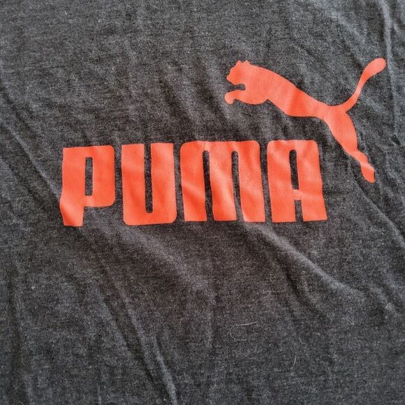 Puma Gray T-Shirt with Red Logo - Picture 2 of 3